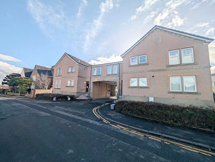 1 Bedroom Flat To Rent In Kerse Place, Falkirk, FK1