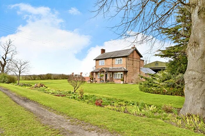 2 Bedroom Detached House For Sale In Ellicar Farm, Carr Road, Gringley On The Hill, Doncaster, DN10