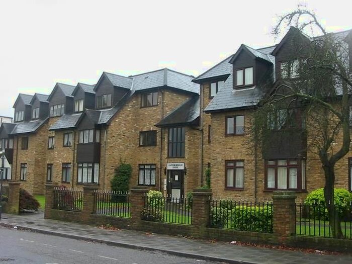 2 Bedroom Flat To Rent In Hindes Road, Harrow-On-The-Hill, Harrow, HA1