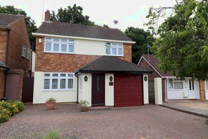 3 Bedroom Property To Rent In Woodland Avenue, Hutton, Brentwood, CM13