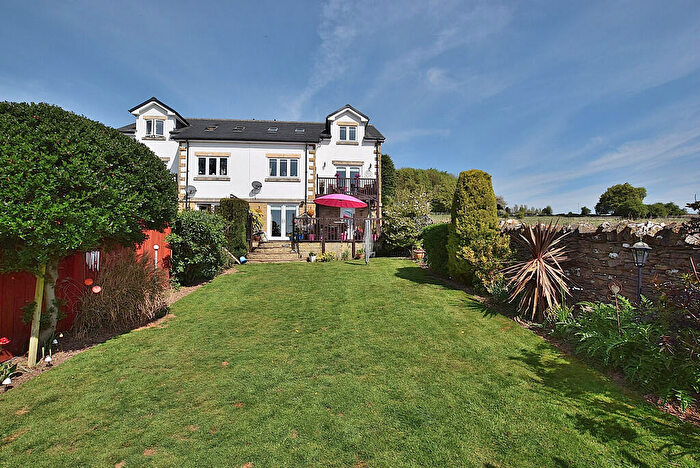5 Bedroom Semi-Detached House For Sale In Gallowfields Road, Richmond, DL10