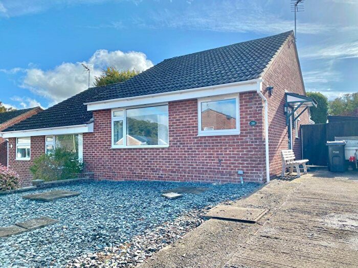 2 Bedroom Bungalow For Sale In Sambourne Gardens, Warminster, BA12