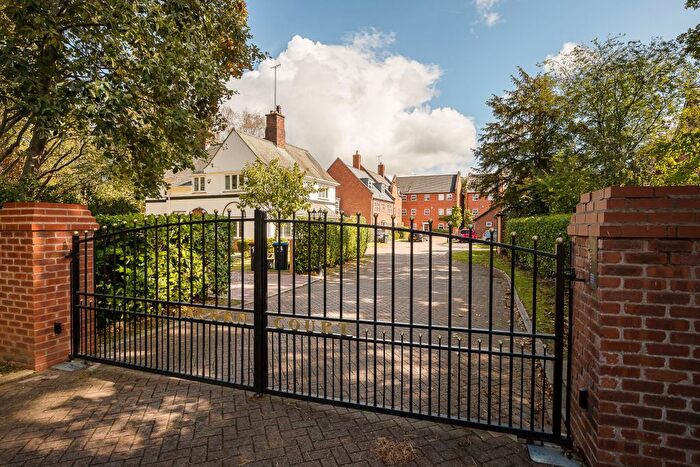 5 Bedroom Detached House For Sale In Acorn Court, Chester, CH2