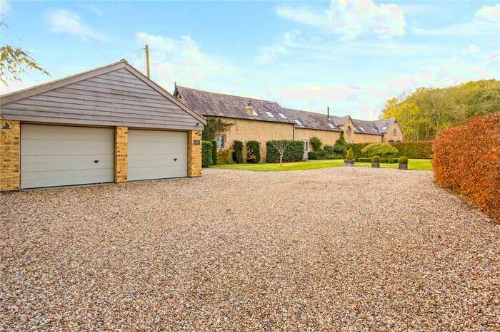 3 Bedroom House For Sale In Chadshunt, Warwick, CV35