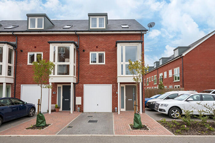 3 Bedroom End Of Terrace House To Rent In Deben Place, Melton, IP12