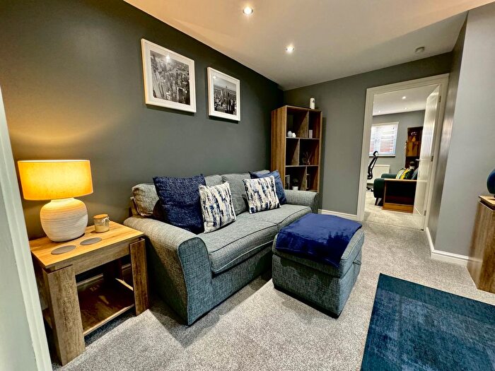 4 Bedroom Detached House For Sale In Bluebell Drive, Bedworth, CV12