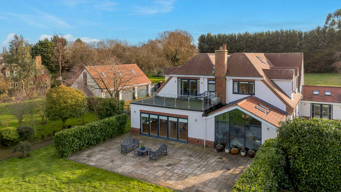 5 Bedroom Detached House For Sale In Northfield Road Wyboston, Bedford, MK44