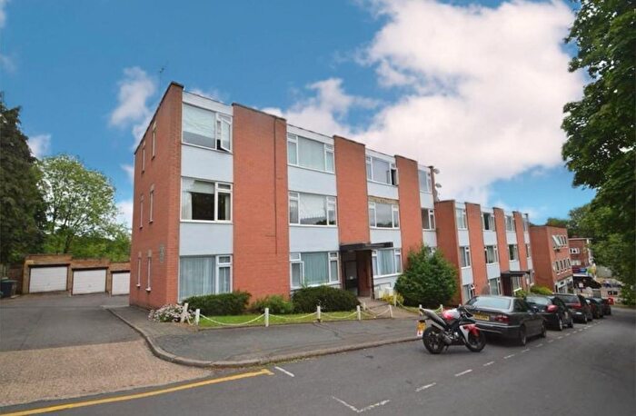 2 Bedroom Flat To Rent In Swan Court, Shire Lane, Chorleywood, WD3