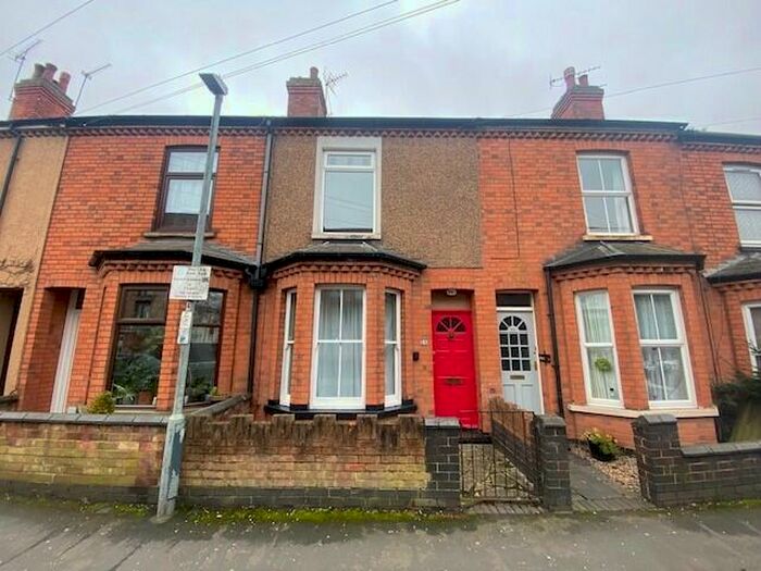 2 Bedroom Terraced House To Rent In Craven Road, Rugby, CV21