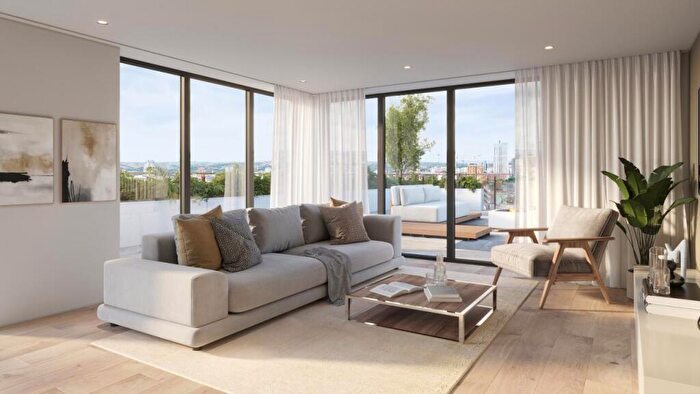 2 Bedroom Flat For Sale In Axis, York Road, Leeds, LS9