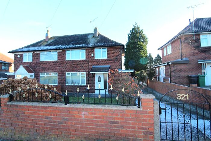 2 Bedroom Terraced House To Rent In Belle Isle Road, Leeds, LS10