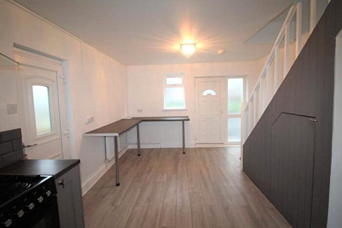 3 Bedroom Semi-Detached House To Rent In Prospect View, West Rainton, Houghton-Le-Spri, Tyne And Wear, DH4