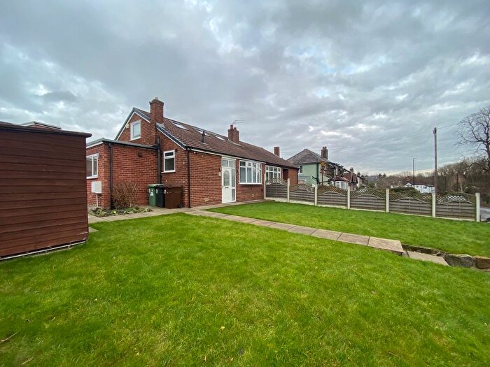 2 Bedroom Bungalow To Rent In Outwood Lane, Horsforth, Leeds, LS18