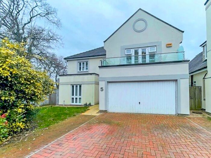 5 Bedroom Detached House To Rent In Driftwood Park, Christchurch, Dorset, BH23