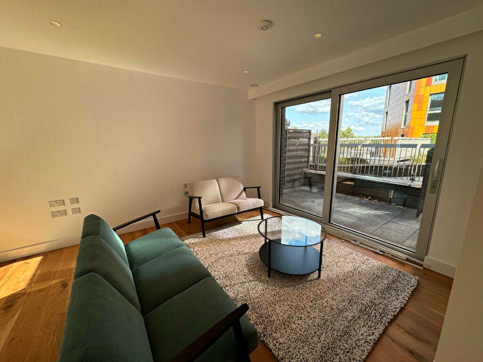 2 Bedroom Flat To Rent In Bywell Place, London, E16