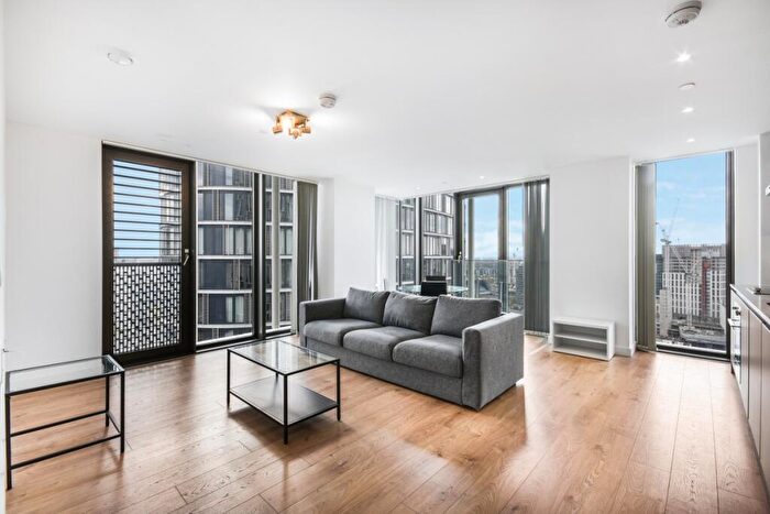 2 Bedroom Apartment To Rent In Great Eastern Road London, E15