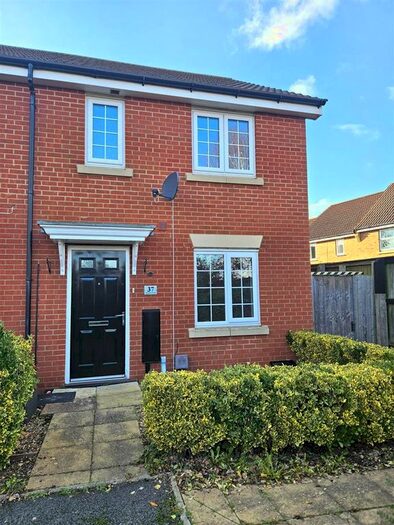3 Bedroom Property To Rent In Burrows Close, Grantham, NG31