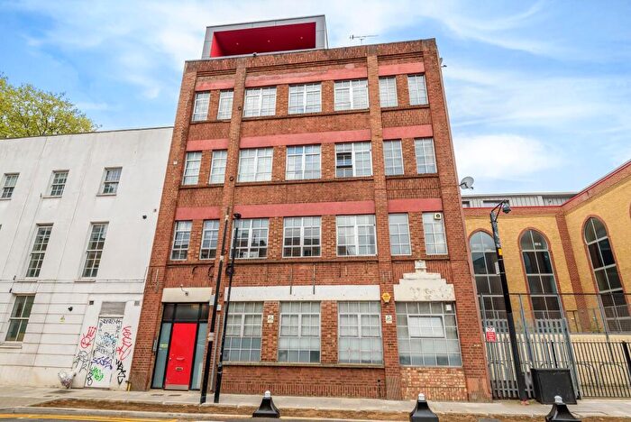 2 Bedroom Apartment To Rent In Cavell Street, Cavell Street, E1