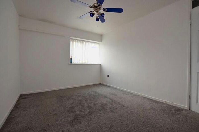 3 Bedroom Terraced House For Sale In Wood Leasow, Quinton, Birmingham, B32