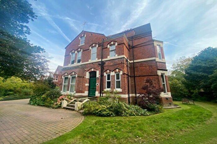 2 Bedroom Flat To Rent In Beresford Road, Prenton, CH43