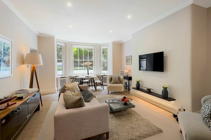 2 Bedroom Flat To Rent In Roland Gardens, London, SW7