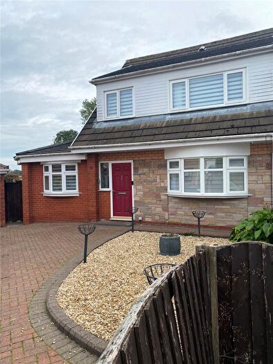 4 Bedroom Bungalow For Sale In Gerrards Close, Aspull, Wigan, Greater Manchester, WN2