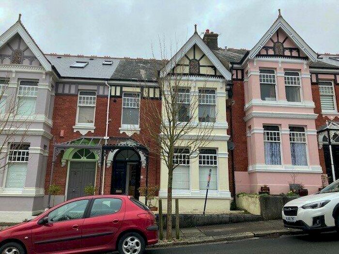 1 Bedroom Flat To Rent In Burleigh Park Road, Peverell, PL3
