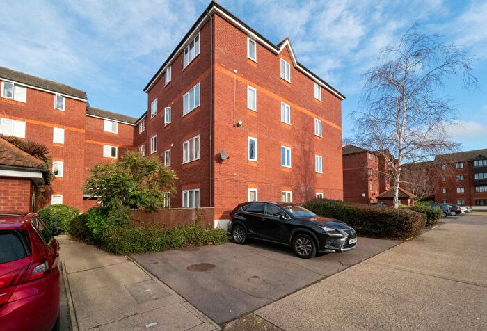 1 Bedroom Apartment To Rent In Bywater House, Harlinger Street, SE18