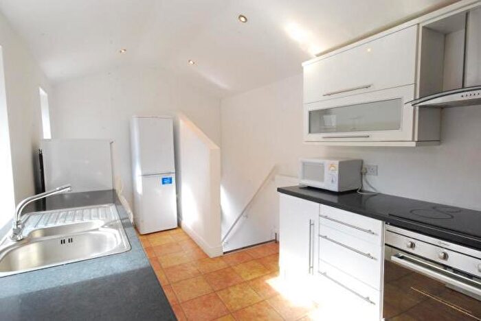 6 Bedroom Maisonette To Rent In Tavistock Road, Jesmond, Newcastle Upon Tyne, NE2