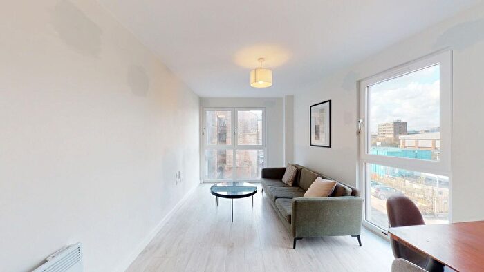 2 Bedroom Flat To Rent In Atkinson Street, Leeds, LS10