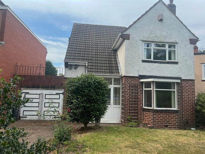 3 Bedroom Detached House To Rent In Walhouse Road, Walsall, WS1