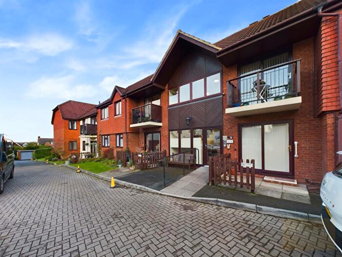 2 Bedroom Apartment For Sale In Church Road, Churchdown, Gloucester, GL3