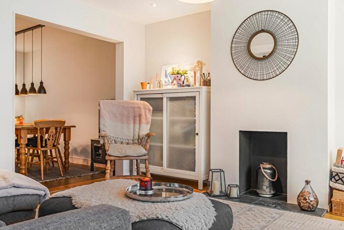 3 Bedroom Terraced House For Sale In Water Lane, Ospringe, ME13
