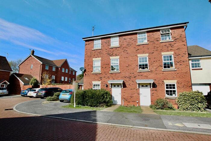 3 Bedroom Semi-Detached House To Rent In Goldrill Close, West Bridgford, Nottingham, Nottinghamshire, NG2