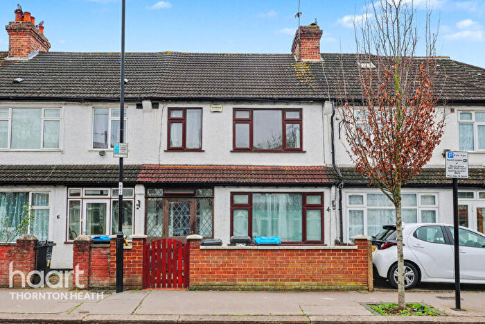 3 Bedroom Terraced House For Sale In Harcourt Road, Thornton Heath, CR7
