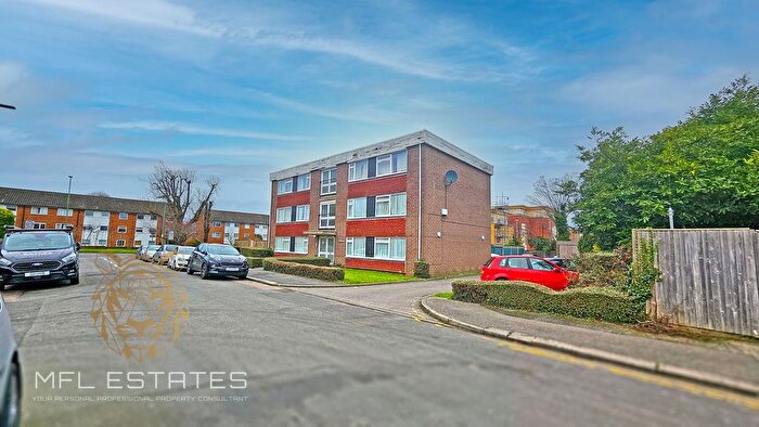 2 Bedroom Flat To Rent In Avenue Road, Wallington, SM6
