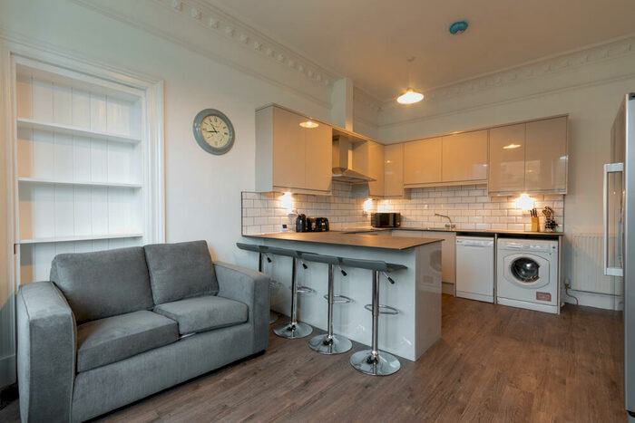 5 Bedroom Flat To Rent In Marchmont Road Marchmont United Kingdom, EH9