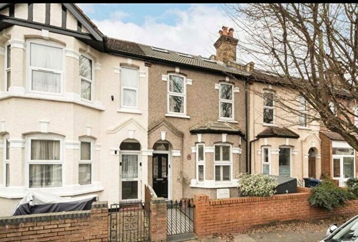 3 Bedroom Terraced House To Rent In Seaford Road, West Ealing, W13