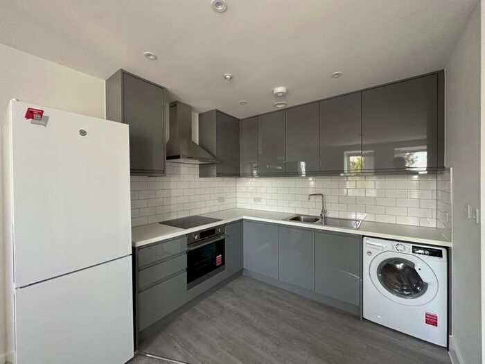 1 Bedroom Property To Rent In Chapel Street, Luton, LU1