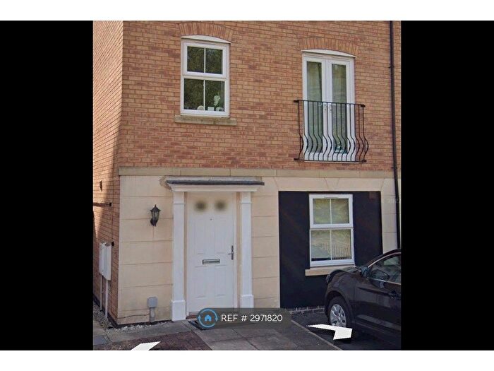 2 Bedroom Flat To Rent In Badgerdale Way, Littleover, Derby, DE23