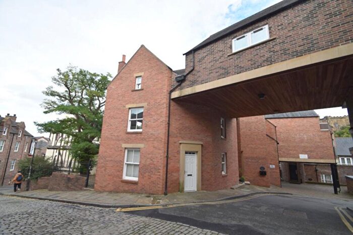 6 Bedroom House To Rent In Finlay House, Durham, DH1