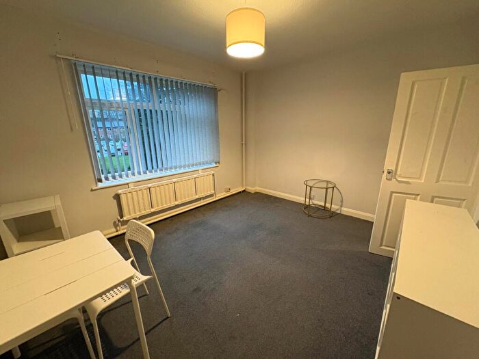 2 Bedroom Flat To Rent In Regent Court, Bradfield Road, Hillsborough, Sheffield, S6