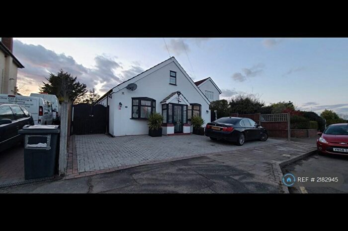 5 Bedroom Detached House To Rent In Footbury Hill Road, Orpington, BR6