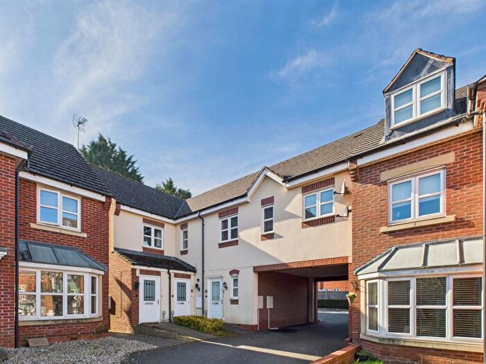 1 Bedroom Flat To Rent In , Middlewood Close, Solihull, B91