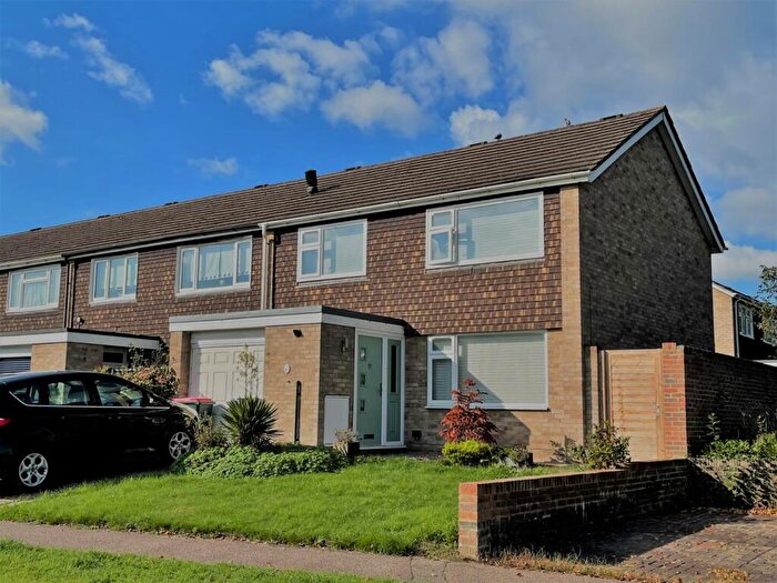 3 Bedroom End Of Terrace House To Rent In Brambletye Road, Furnace Green, RH10