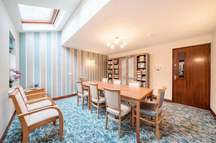 1 Bedroom Retirement Property For Sale In Brett Street, Manchester, M22
