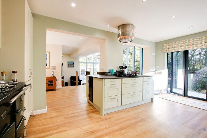 3 Bedroom Detached House For Sale In Lower Densome Wood, Woodgreen, Fordingbridge, SP6