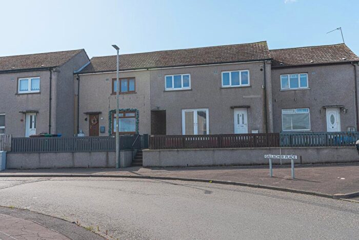 3 Bedroom Terraced House For Sale In Gallacher Place, Lumphinnans, Cowdenbeath, KY4
