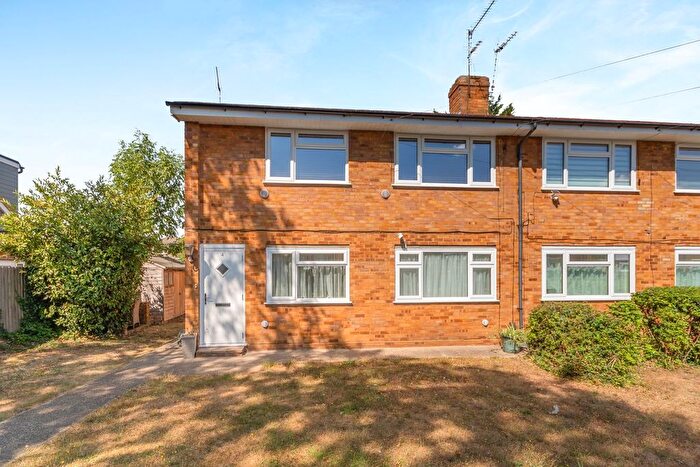 2 Bedroom Maisonette For Sale In Whatmore Close, Staines-Upon-Thames, TW19
