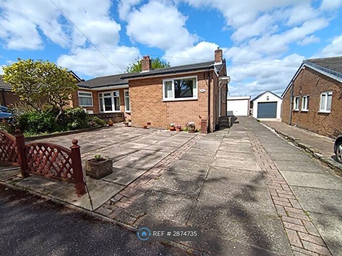 3 Bedroom Bungalow To Rent In Marten Drive, Netherton, HD4